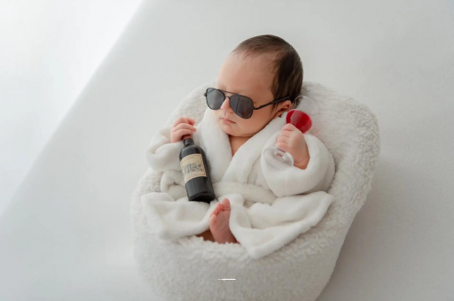 涿州宝宝额头高聪明有福气